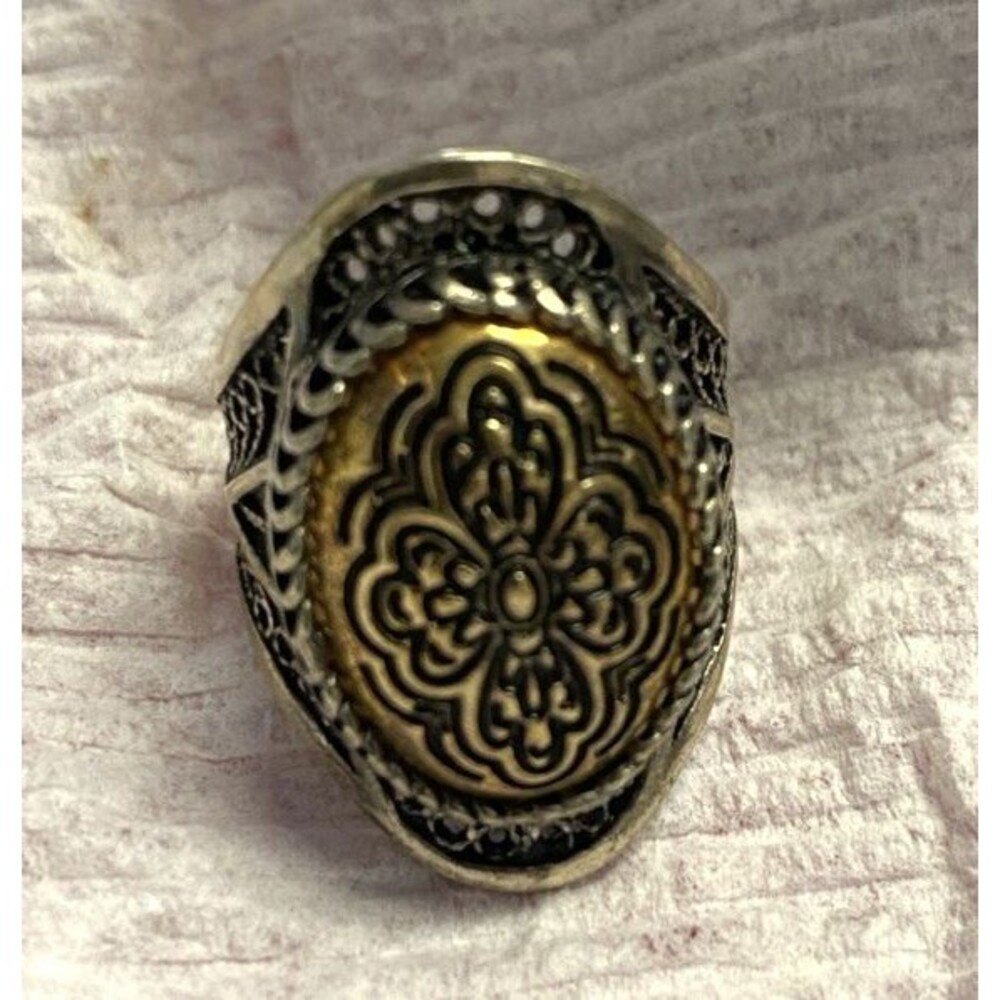 Vintage Sterling Silver Ring DGS Floral Carved Size 8.5 Silver & Copper Color